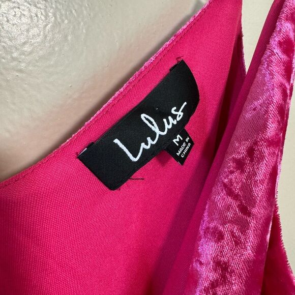 SALE! Pink Lulu’s Velour Wrap Dress Size M NWTLE - Picture 5 of 5